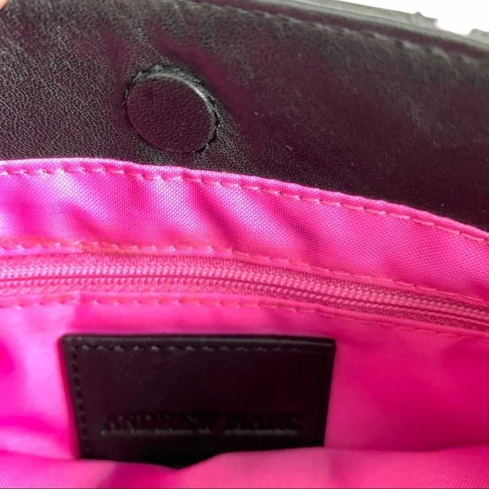 𝅺Andrew Marc Leather  Handbag - Picture 3 of 5